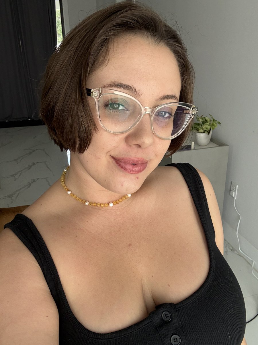 Clark Kent effect 🤓 https://t.co/hyLoJkQelI