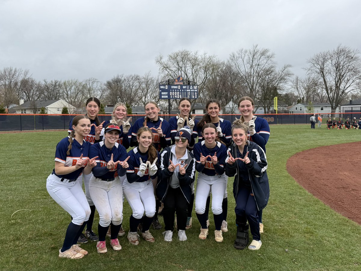 BGBisonSoftball (@bgbisonsoftball) on Twitter photo Undefeated at home! Got the W in our first game on the new field.
🥎 Edler with the W, 6 Ks
🥎 Veller with the walk off 💣
🥎 Ryan 2-2
🥎 Hampton 1-3, 2 runs scored
🥎 Cohen 1-3, 3 runs scored
Next up: At Wheeling on Monday at 4:45. #FightOn <a href="/BGBisonAD/">Buffalo Grove Athletics</a> Undefeated at home! Got the W in our first game on the new field.
🥎 Edler with the W, 6 Ks
🥎 Veller with the walk off 💣
🥎 Ryan 2-2
🥎 Hampton 1-3, 2 runs scored
🥎 Cohen 1-3, 3 runs scored
Next up: At Wheeling on Monday at 4:45. #FightOn <a href="/BGBisonAD/">Buffalo Grove Athletics</a>