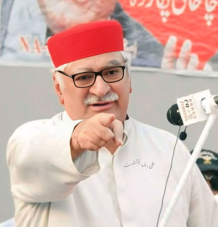 NazarBuneri's tweet photo. عوامی نیشنل پارٹی نے اسفیندیار ولی خان کی سیاسی دانش کی بدولت اٹھارویں ائینی ترمیم کے زریعے پختونخوا کو اپنا ائینی حق دلوایا اے این پی نے اس ترمیم کے زریعے پختونخوا میں تعلیم اور بجلی ہائیڈل پاور منصوبوں پر خصوصی توجہ دی
#حقوق_یا_آزادی https://t.co/0RpSZT60hD