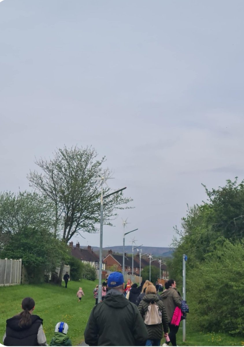 JohnCPhillips3's tweet photo. Thankfully, the rain stayed away and we were able to progress with  our Penycae Community Council Easter Egg Hunt. I would like to take this opportunity to thank everyone who helped and participated in the  event. It was a brilliant couple of hours &amp; and a good time had by all. https://t.co/K2vDATvsuJ