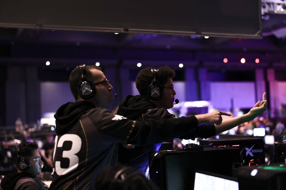 JaseCreates's tweet photo. @ETHRGaming defeats Luminosity 3-1 📸

#HCSArlington25 https://t.co/6b2qbku1PW