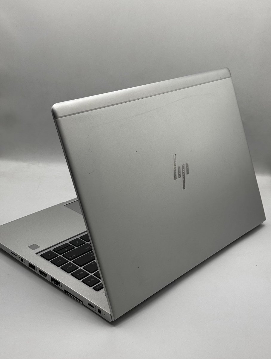 SharuthemGadget's tweet photo. PREMIUM ‼️who wants a touchscreen 2019/2020 laptop for a good price?! 
Hp elitebook 745 g6 || 16gb ram || 512gb ssd || 2.1Ghz turbo boost 3.8Ghz || Ryzen 5 pro || TOUCHSCREEN|| finger print 

Price: N470,000
#5IVE #Davido https://t.co/p9cBDH0duL