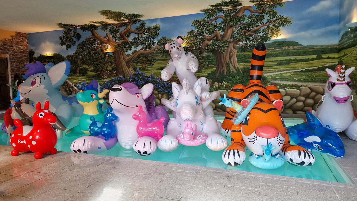 Pooltoy Adventures tweet media