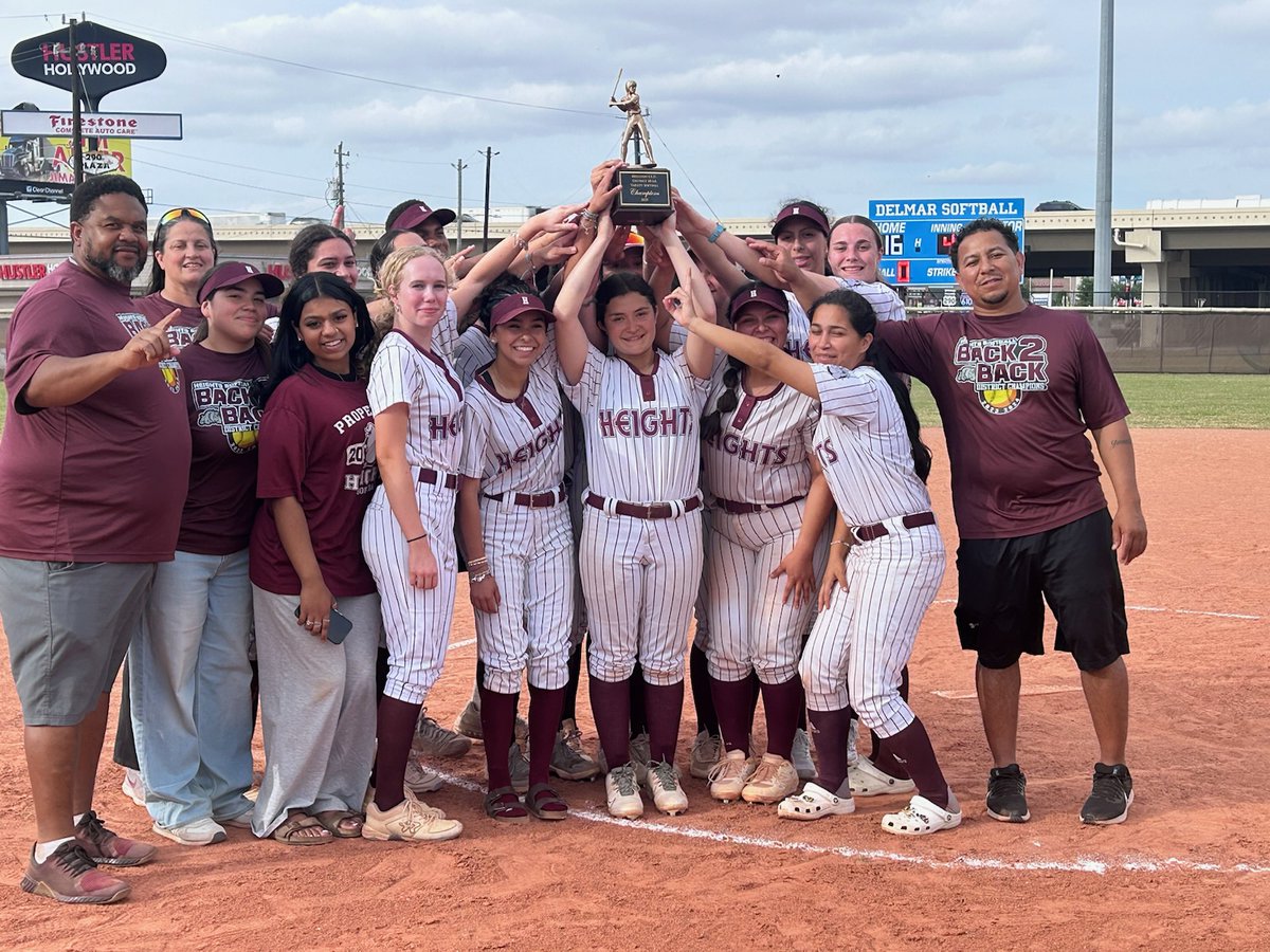 Congratulations to Heights
18-6A Softball District Champions