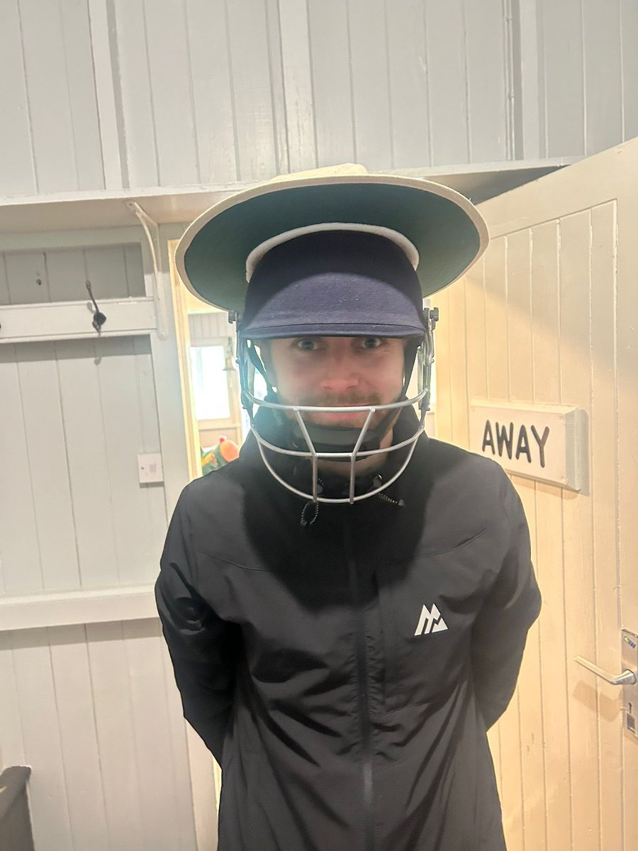 Dick of the day goes to Jack Honey for turning up in an unfit state to play and rejecting the new ball.
