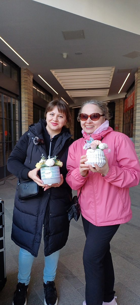LarisaZilickaja's tweet image. #newhamlocalbusiness 
#womensupportingwomen 
#supportinglocalbusiness 🎉🎉🎉
Daniela Simion , a mum of two children, started her own business 👏👏👏
Amazing candles of different scents,  soaps for all types of skin. Beautiful presents for various occasions 👍