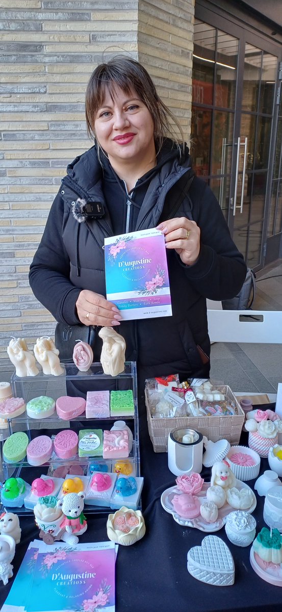 LarisaZilickaja's tweet image. #newhamlocalbusiness 
#womensupportingwomen 
#supportinglocalbusiness 🎉🎉🎉
Daniela Simion , a mum of two children, started her own business 👏👏👏
Amazing candles of different scents,  soaps for all types of skin. Beautiful presents for various occasions 👍