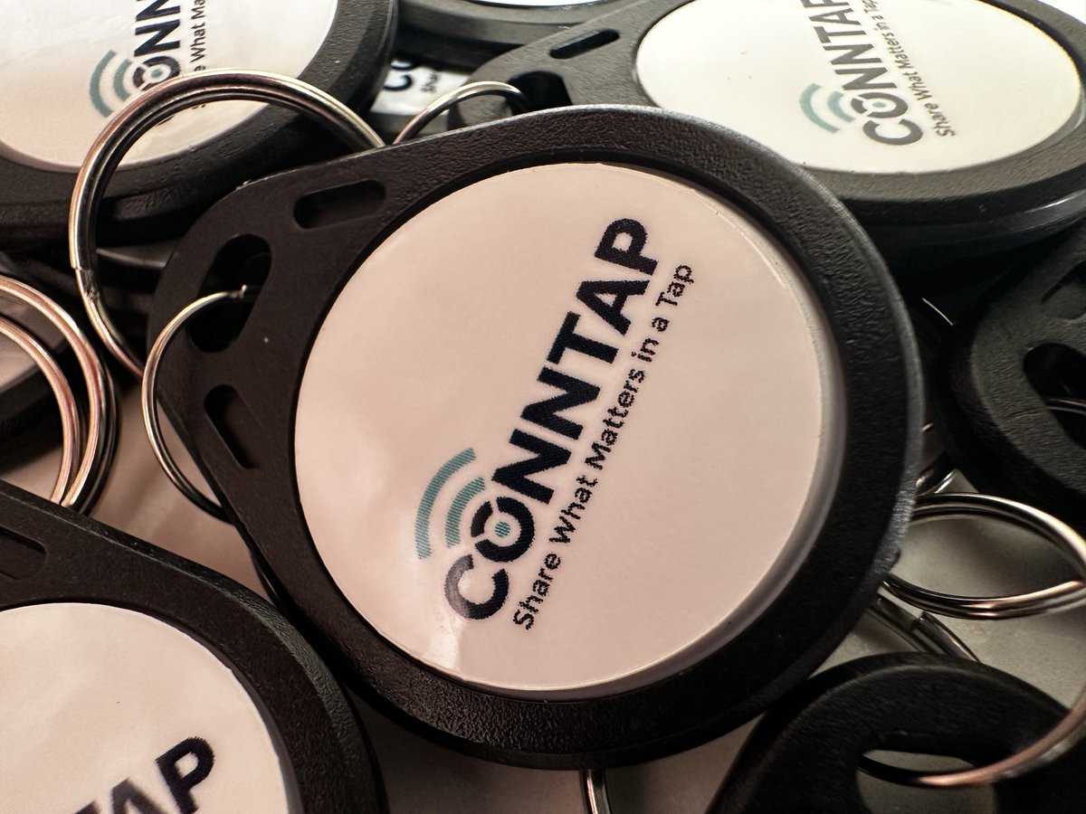 MathewPassy's tweet image. How many followers have you lost after saying:
“Find me on Twitter&quot;? 
That’s not strategy. That’s wishful thinking. 

With Conntap.com, one tap = one connection.
No friction. Just momentum.

IRL convo → digital follower

#Conntap #TapIn #IRLMarketing #NetworkingTools