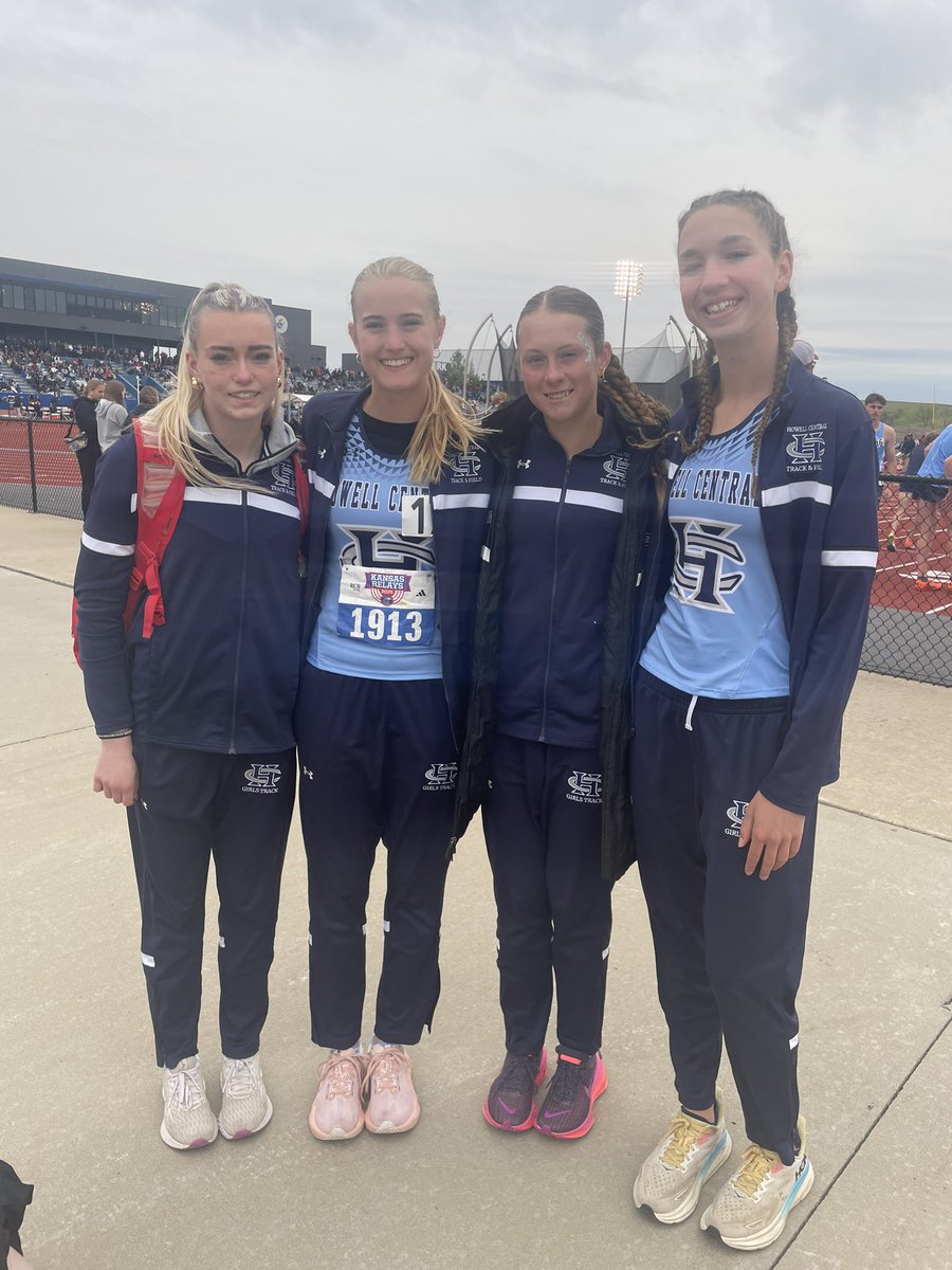 Great race from these 4!

Ran a new seasons best, first sub 9:00 of the year, and finished as the 4th ranked team from MO! 

Proud of the effort shown in such a big meet. Still plenty more to gain!