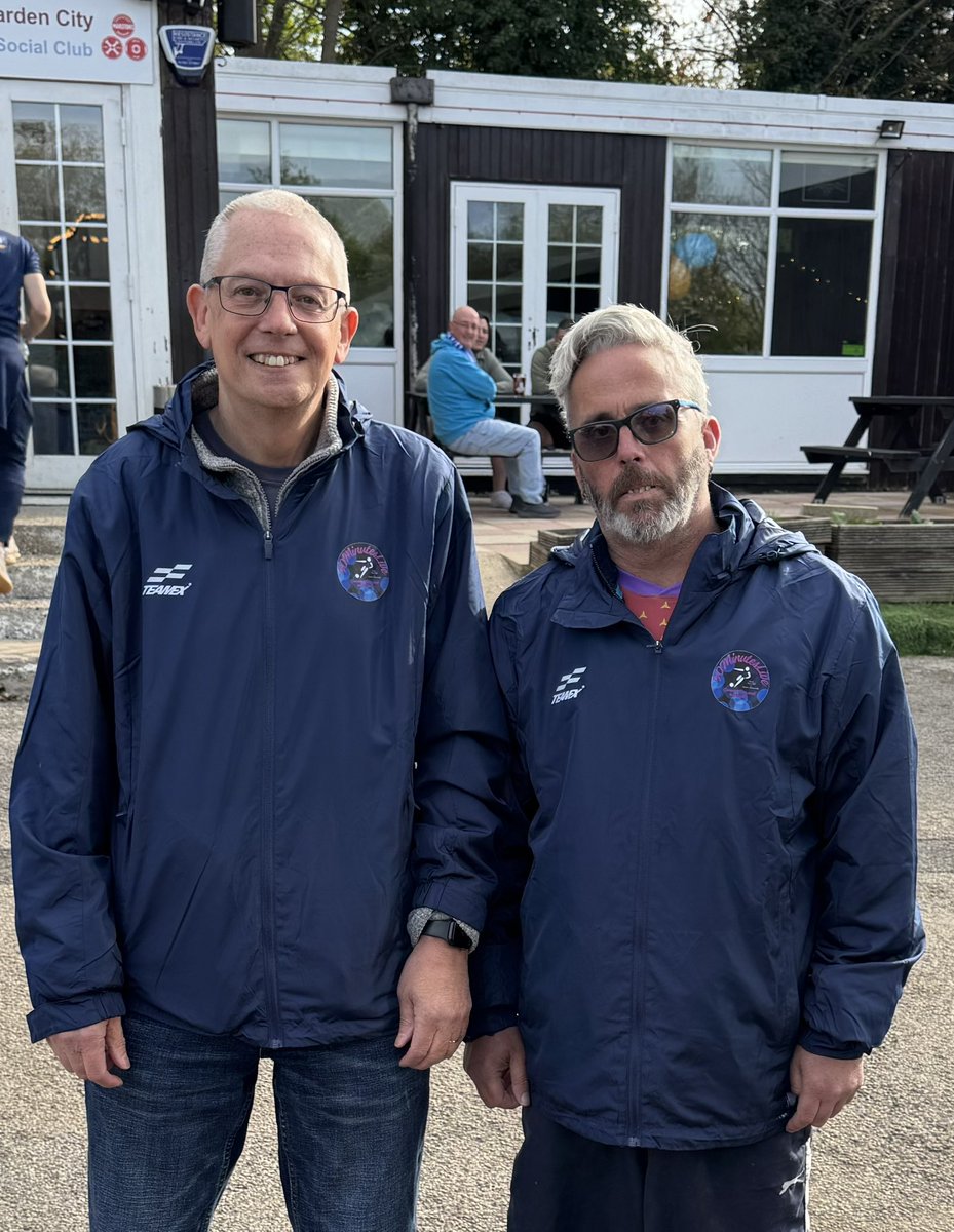 90MinutesLiv's tweet photo. Huge thanks to Sean and everyone at @Teamex_Sports for sponsoring us for our snazzy new jackets!! Go give them a follow and message them for all your training gear/kit and accessories needed! #Teamex #sponsor #90MinutesLive #welcometotheteam https://t.co/69HR2ZeY2M