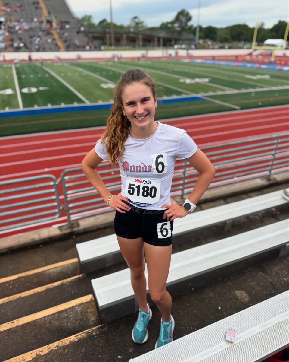 Congratulations to FRESHMAN Charis Henderson- placing 6th in the 800m run AND BREAKING THE SCHOOL RECORD!

An incredible race with a time of 2:19.11

We are so proud of you Charis!
#ToeTheLine