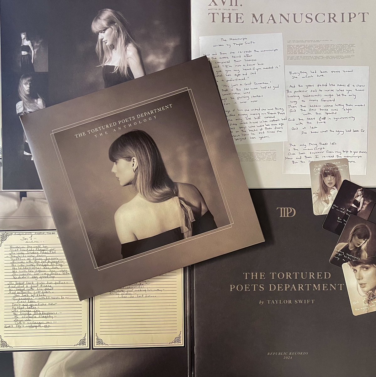 torreylee's tweet photo. Happy one year to this manuscript!!! @taylornation13 #TSTTPD https://t.co/YqqGc8R9Fb