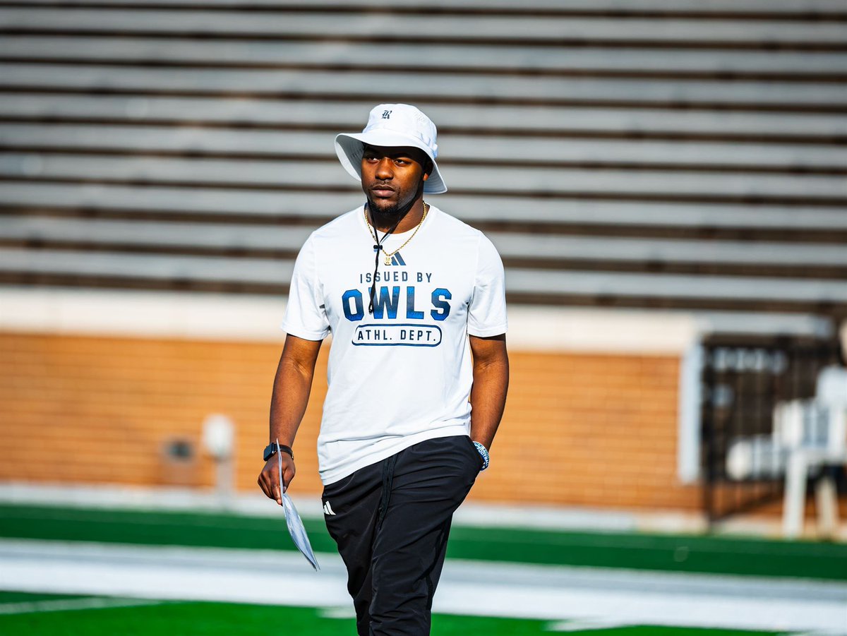 CoachBernard__'s tweet photo. Brick by brick, Day by day gotta keep stacking 🧱
Spring ball is in the books! #WE 🦉 https://t.co/6NlPlLDqCt