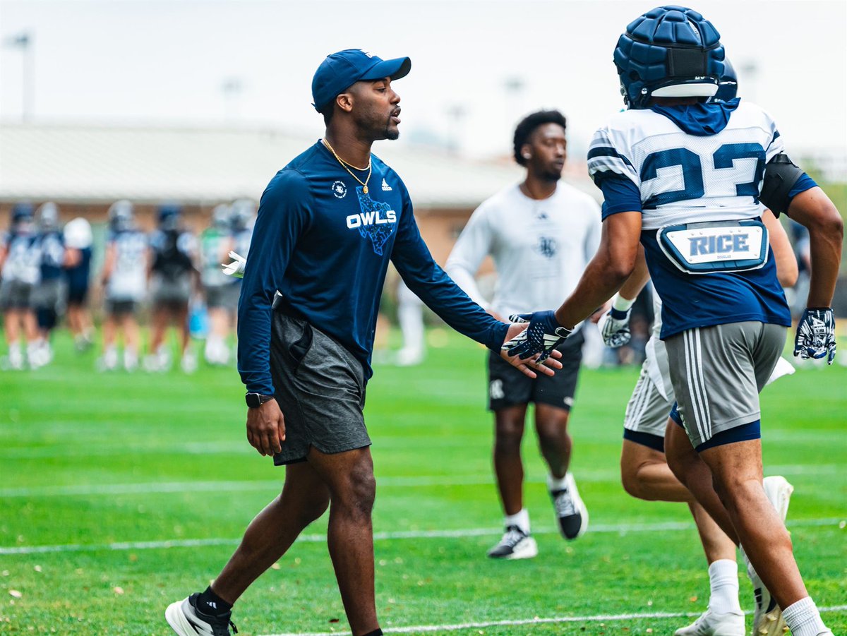 Brick by brick, Day by day gotta keep stacking 🧱
Spring ball is in the books! #WE 🦉