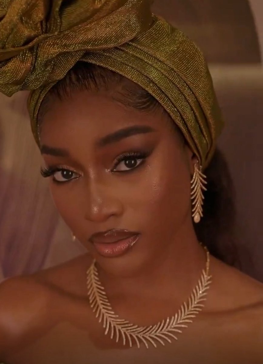 𝐈𝐜𝐲⭐️ tweet media