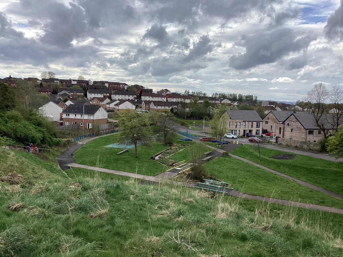 MolendinarFamilyLearningCentre (@molendinarflc) on Twitter photo The Molendinar Park looking beautiful after our litter picking this morning with <a href="/StPaulsYF/">St Pauls Youth Forum</a> #nolittering #keepthecommunitytidy #cleanup2025 The Molendinar Park looking beautiful after our litter picking this morning with <a href="/StPaulsYF/">St Pauls Youth Forum</a> #nolittering #keepthecommunitytidy #cleanup2025