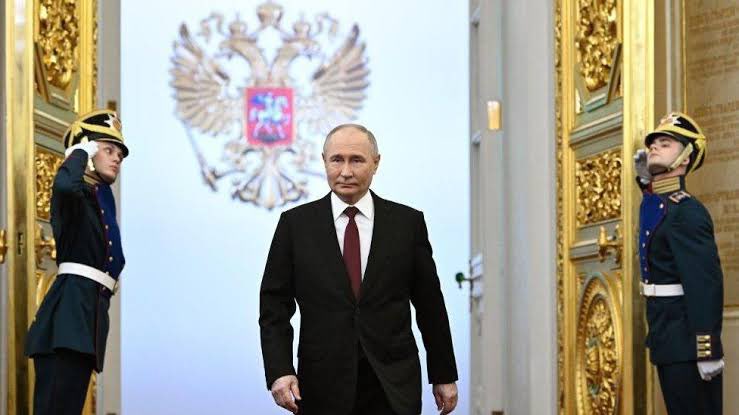 jcokechukwu's tweet photo. Dear @KremlinRussia_E sir, on behalf of Africans all over the world, I just want to say THANK YOU SO VERY MUCH 🙏 For standing by our young lion @CapitaineIb226 and his #SahelStates brothers in Mali and Niger Republic in this historic battle to protect and preserve our reclaimed African sovereignty, from the shackles of perpetual colonial enslavement. 

Rest assured that many of us are aware of your immense contributions and sacrifices. For making yourself and nation available for Africa’s freedom, God will give you victory on every side, against your enemies. 

Thank you again, Your Excellency.