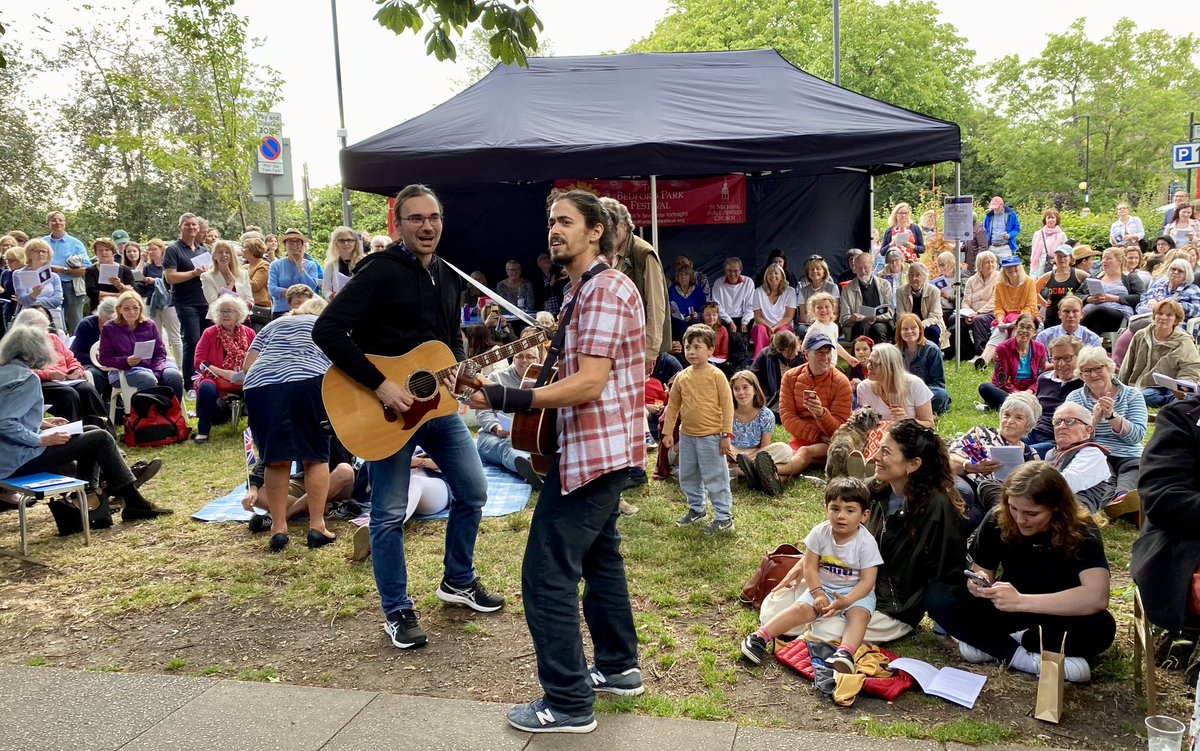 StMichaelsW4's tweet photo. With @chiswicktabard pub, we invite you to join the #BigSing150 at 4.30pm on Bank Holiday Monday May 5th on the lawn outside @StMichaelsW4 in #Chiswick - to mark 150 years of Bedford Park #BedfordPark150 and #VE80. https://t.co/5nl3bknqMx. All welcome! https://t.co/SxynqoBIb7