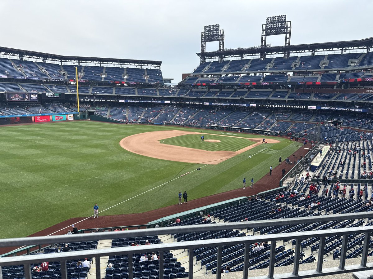 OttOtty63's tweet photo. Good day to have a good day Phils! https://t.co/ePWHR7zoeU