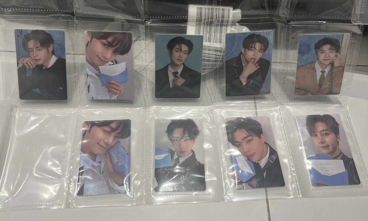 제베원 팬콘 포카 교환
나: 📸
🌹: 한빈 

한빈 구합니다 🙇🏻‍♀️🙇🏻‍♀️

성한빈 김지웅 하오 석매튜 김태래 리키 김규빈 박건욱 한유진 hanbin hao matthew taerae ricky gyuvin gunwook yujin pc 교환 판매 첫콘 중콘 막콘 zerobaseone zb1