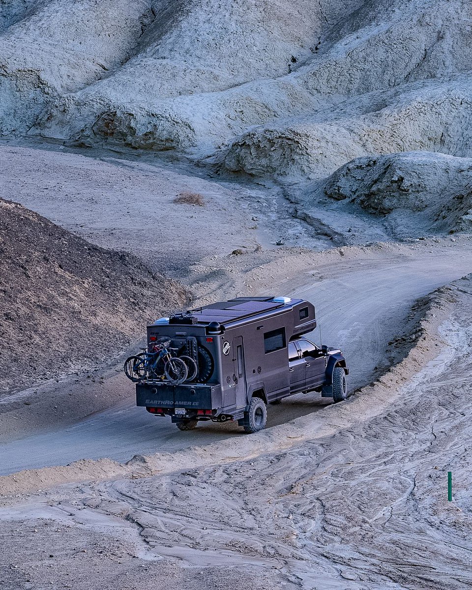 Full range. Full setup. The quiet kind of adventure that lasts longer than a weekend.
·
·
·
#earthroamer #adventuretime #offroad4x4 #expeditionvehicle #campinglife #overlanding #4x4life #4x4trucks #vanlife #vanlifeadventures #boondocking #madeinusa #offgrid #luxuryvehicles