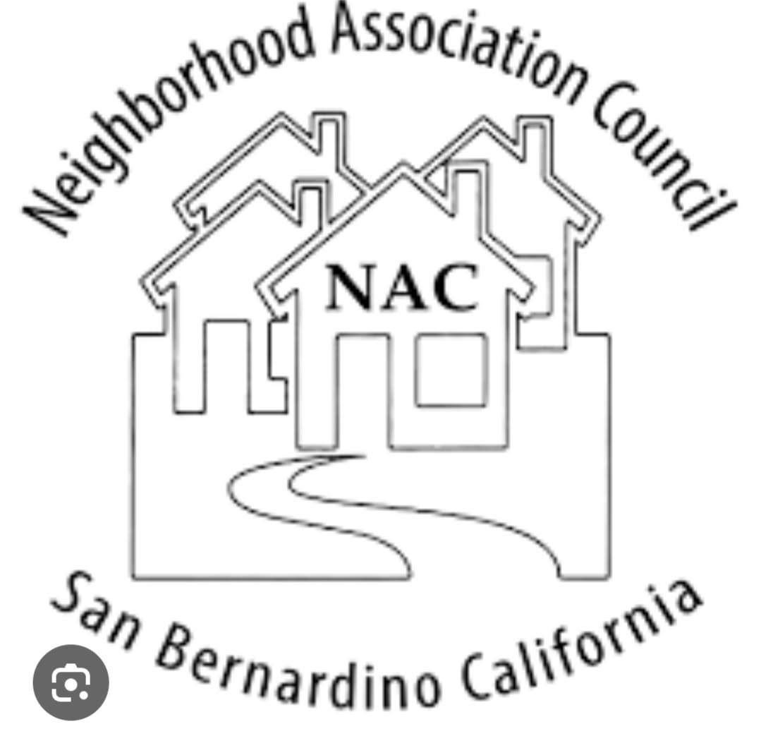 guttierez_john's tweet photo. #PoppedUp: Chief Goodman and I popped up this past week at the SB Neighborhood Association Council as they paused to appreciate our cops! Thank you, Lynne Wear. #LoveSB #RelationalPolicing #ItsWhatWeDo https://t.co/fyy3MFbVys