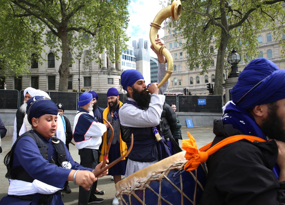 MayorofLondon's tweet image. Sikh and Punjabi Londoners make a huge contribution to the spirit and success of our city.

It’s great to see Londoners of all backgrounds come together in Trafalgar Square to celebrate Vaisakhi.