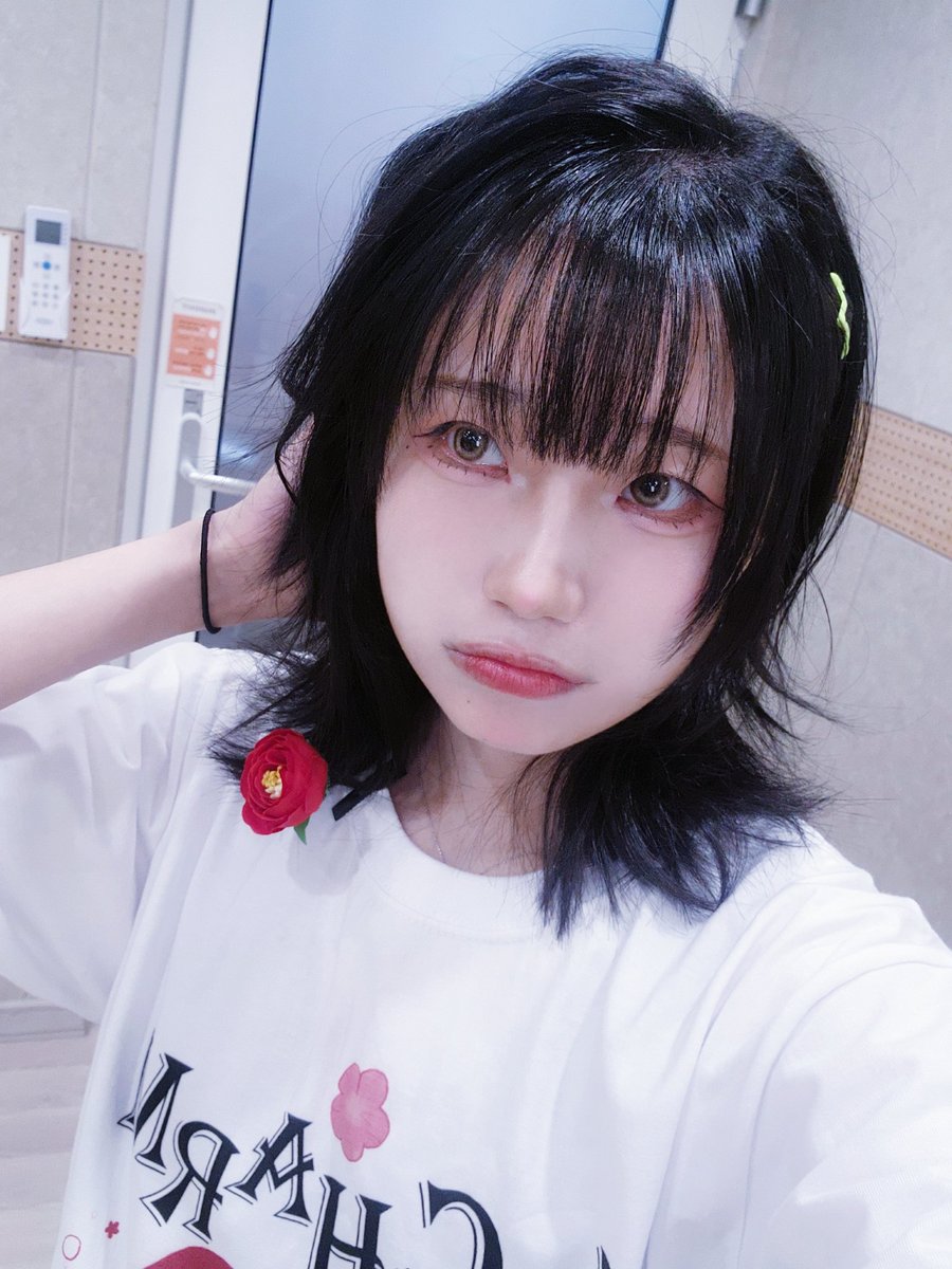 chijeu72's tweet photo. 100일 오시 챌린지
#H1M4R1 https://t.co/yQiqmjj2Yz