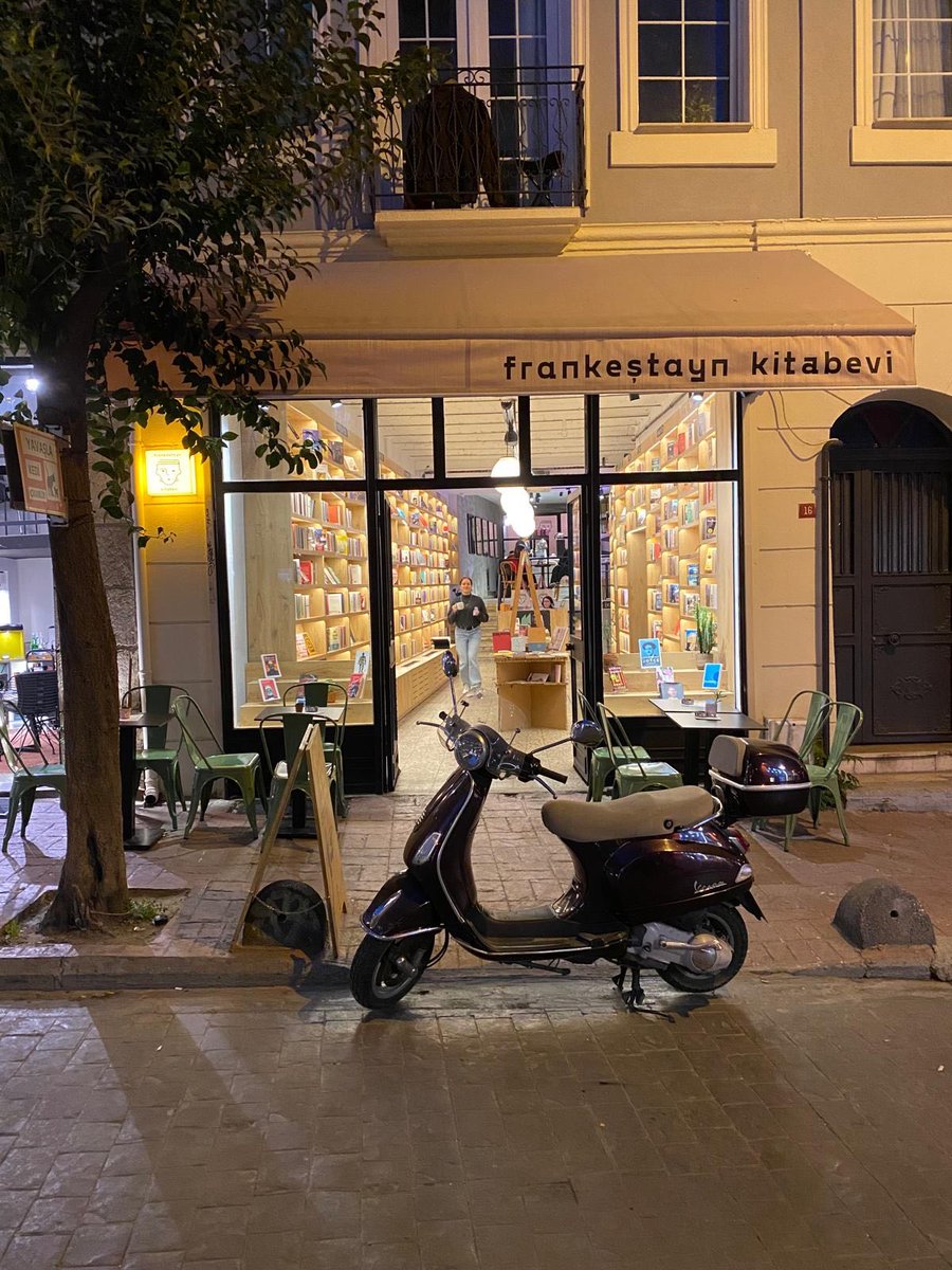 Metis Yayınları tweet media