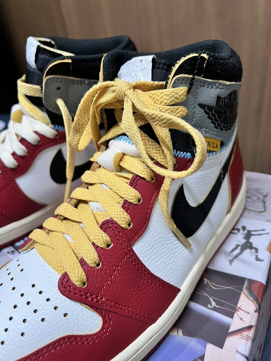 pantore86's tweet photo. 眠れないので真夜中にシューレースをイジイジ👟🪢
NODCさんのちょっとイエローが淡すぎたかなぁ🤔それに160cmで1番上までは実用的に色々大変か...😨
グラデーションも人と違って良い感じ🙆
悩ましい...でもこの悩みは嫌いではないのである。
#UNION × #NODC
#ユニオン
@NODCorporation https://t.co/vzLfy8cOBE