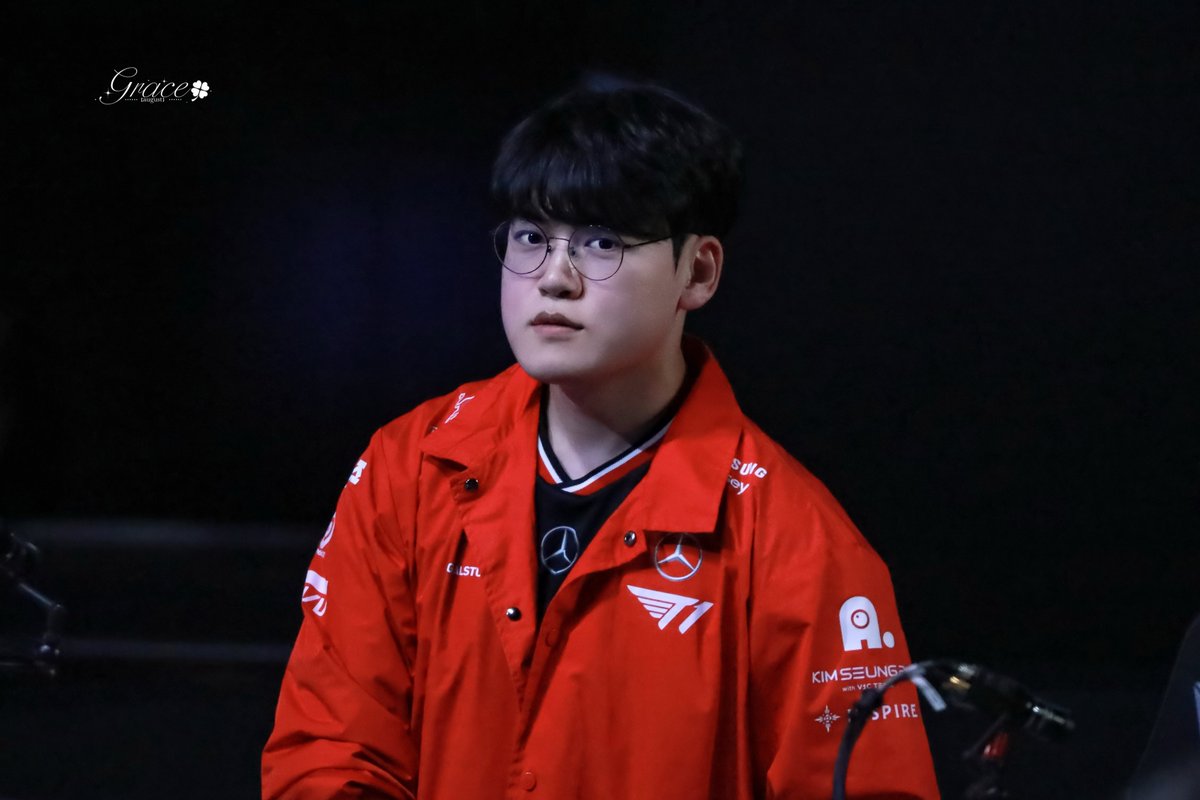 graceus_august's tweet photo. 𝟐𝟎𝟐𝟓𝟎𝟒𝟏𝟖
𝒀𝒐𝒖 𝒂𝒓𝒆 𝒎𝒚 𝒉𝒆𝒓𝒐.

#구마유시 #Gumayusi #이민형 https://t.co/Ovf506VC1k