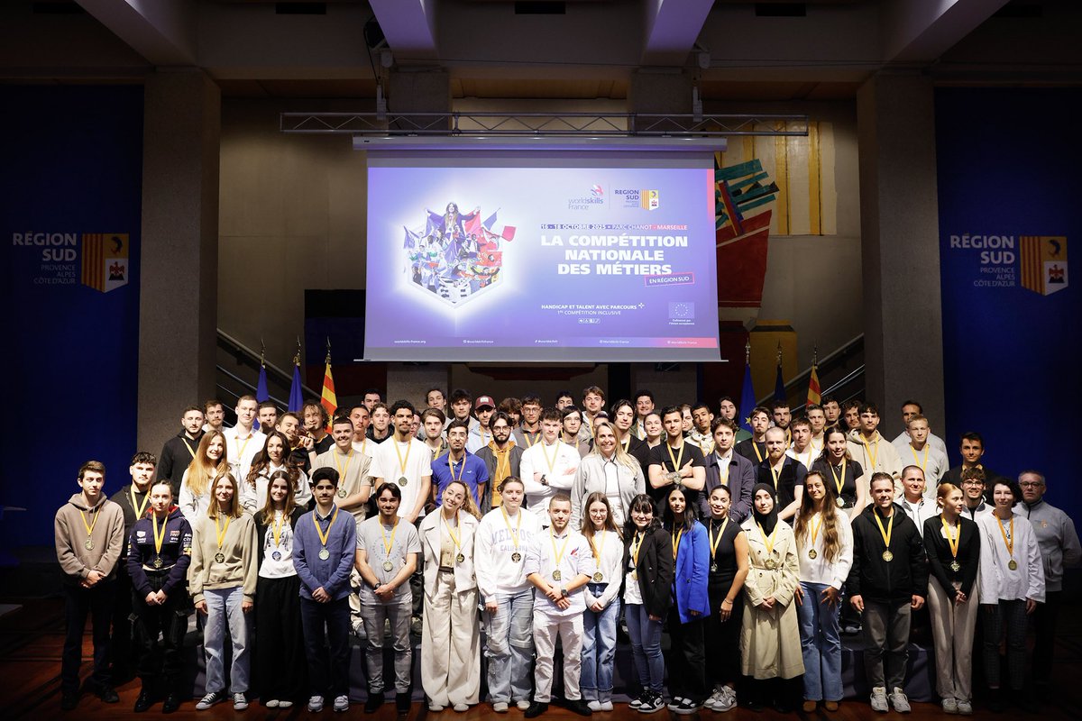 RenaudMuselier's tweet photo. Les 75 membres de notre équipe régionale sont prêts à représenter le Sud lors de la 48e édition des finales nationales des WorldSkills 👏

Accueillir cette compétition chez nous est une véritable fierté pour mettre à l’honneur nos savoir-faire !

Vive l’excellence de nos jeunes 🥇