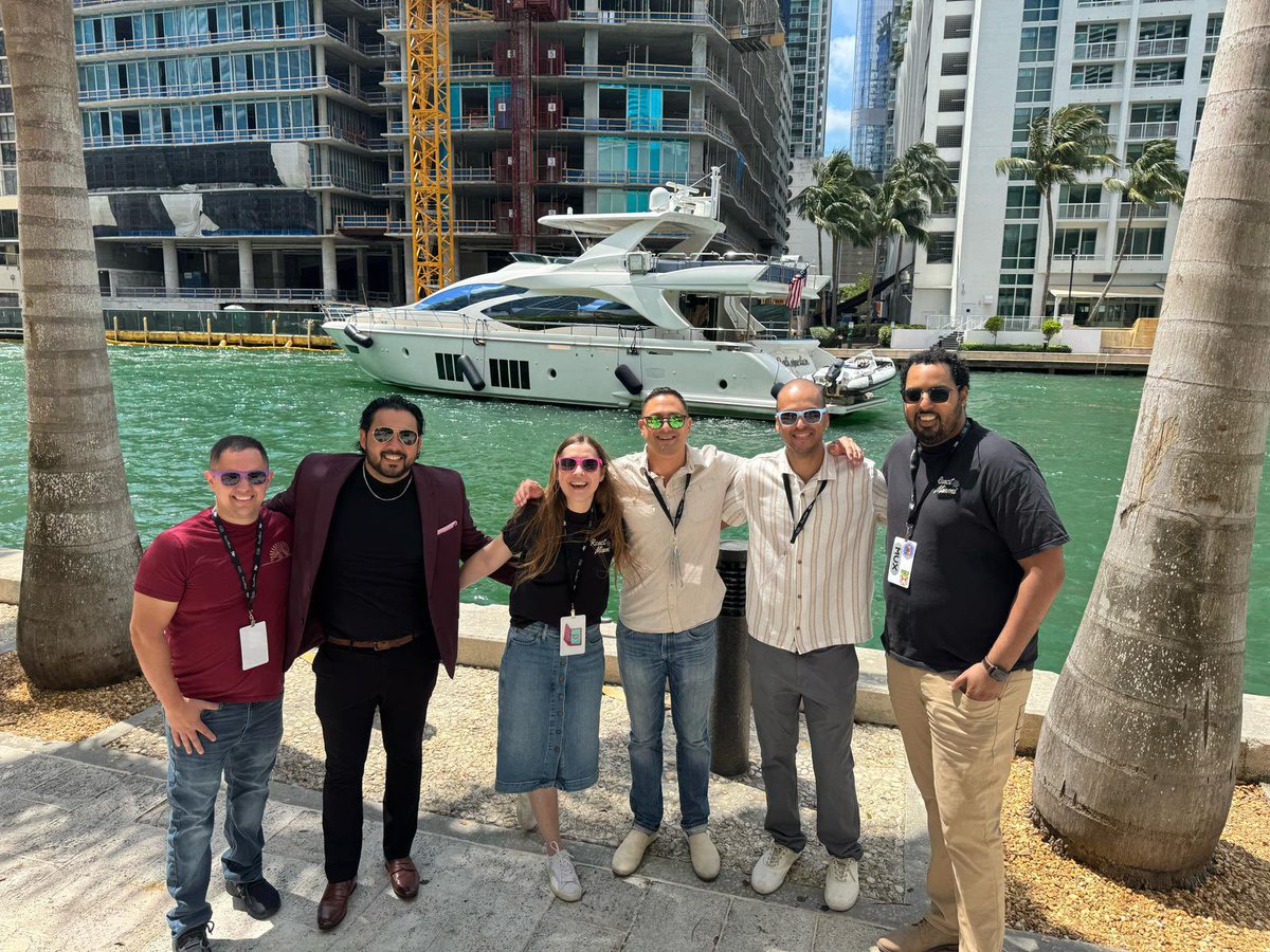 Centered_Div's tweet photo. Had such a great time at @ReactMiamiConf! 
Tickets are already on sale for next year, don’t miss out on an incredible experience! https://t.co/6H8HptYXYk