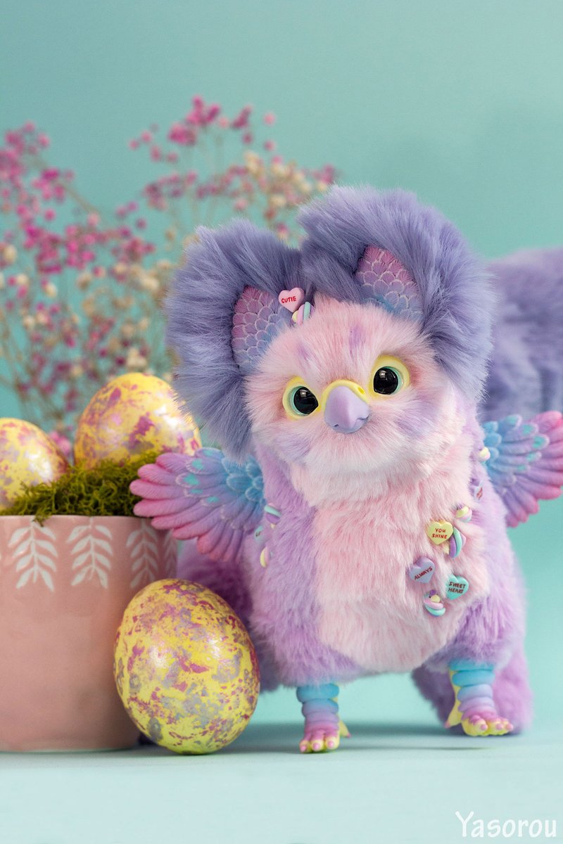 yasorou's tweet photo. He's so interested, he listens, he warms ✨️ It's time to explain that the eggs are not magical, just fancy colored c':
#artdoll #Easter https://t.co/8gtChGPS34