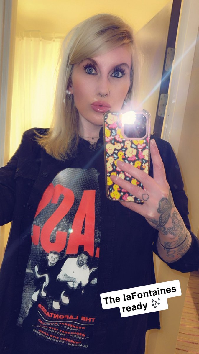 podz29's tweet photo. Out Out in Glasgow 😘 https://t.co/yqI05JHpFA