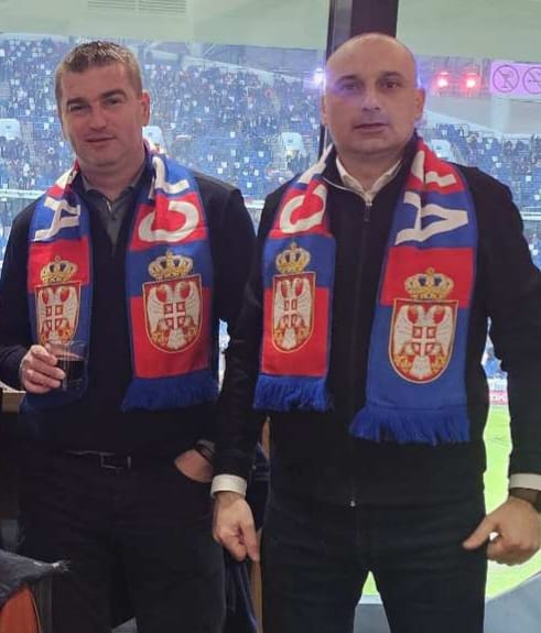 Драги брате и пријатељу,
Почивајте у миру — супруга Биљана, кћеркица Ана и ти.
Остаде једна велика празнина.