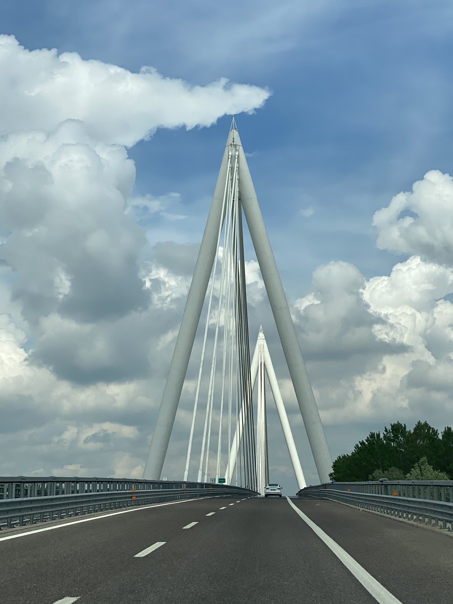 Valdastico. Ponte sull’ Adige. #fotografia #travel #architecture #architwitter