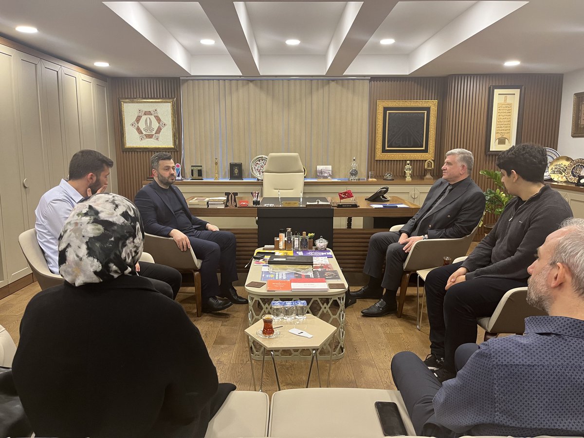 Gazze Yüksek Yargı Konseyi Başkanı Dr. Eşref Nasrallah Beyefendi'yi misafir ettik.

Nazik ziyaretlerinden dolayı teşekkür ederiz.