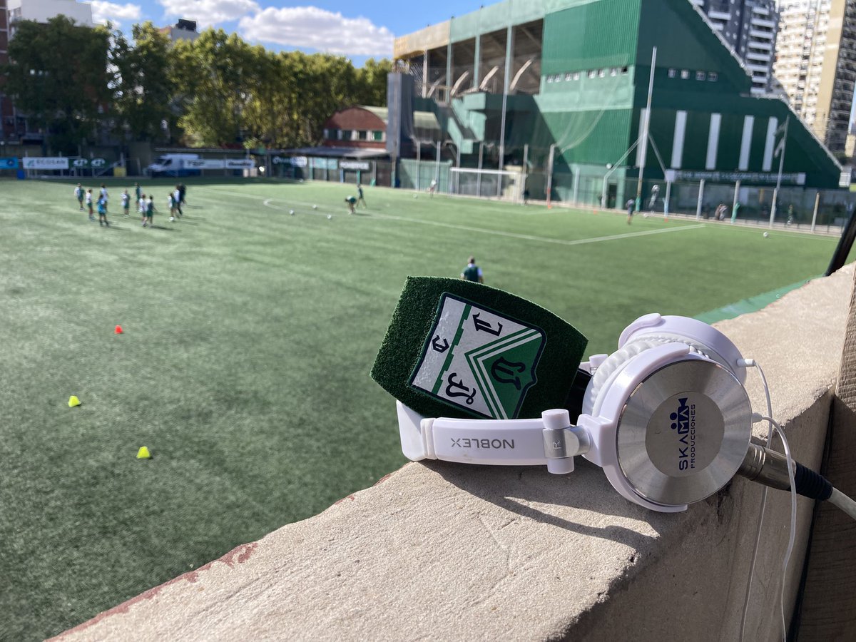 Se juega la fecha 11 del Torneo de Primera División Femenino. Las chicas de Oeste buscan salir del fondo de la tabla. Desde las 15.00 hacemos Ferro vs. San Luis FC, con relatos de <a href="/matte_fco/">Matteo Vignapiano</a> y mis comentarios a través del canal de YT de <a href="/FerroOficial/">Ferro Carril Oeste</a> ➡️ youtube.com/live/UWozTYJ0e…