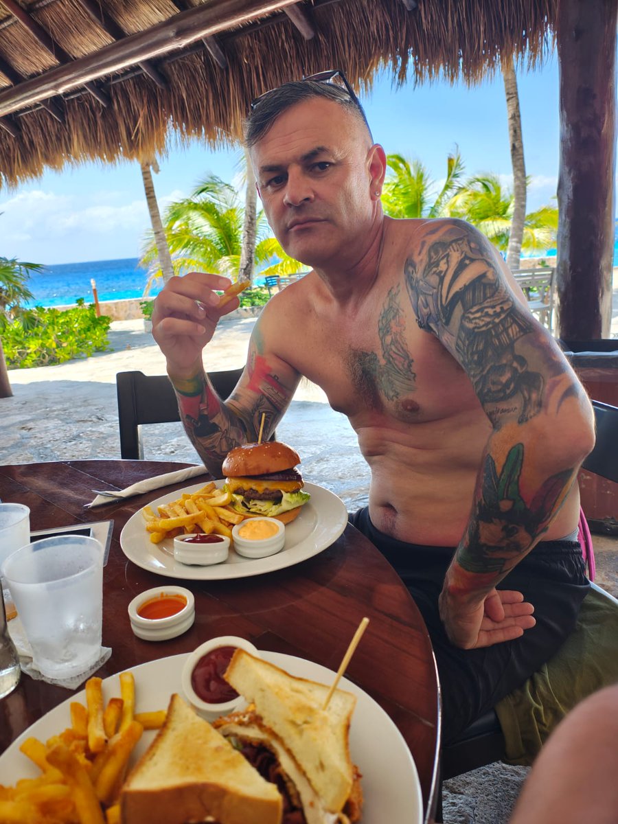 sanchezwalt's tweet photo. Tulum https://t.co/P6nQZO0Ew6