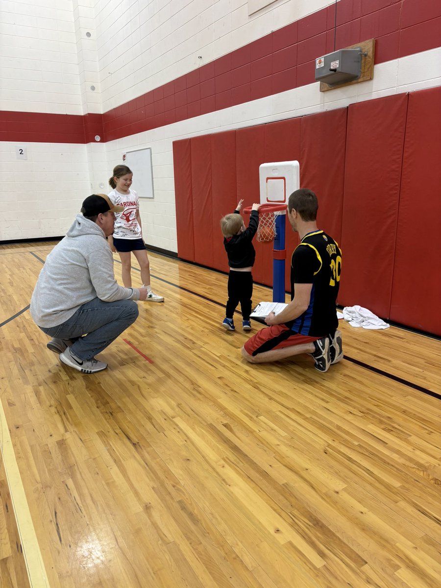 Coach Bailey tweet media