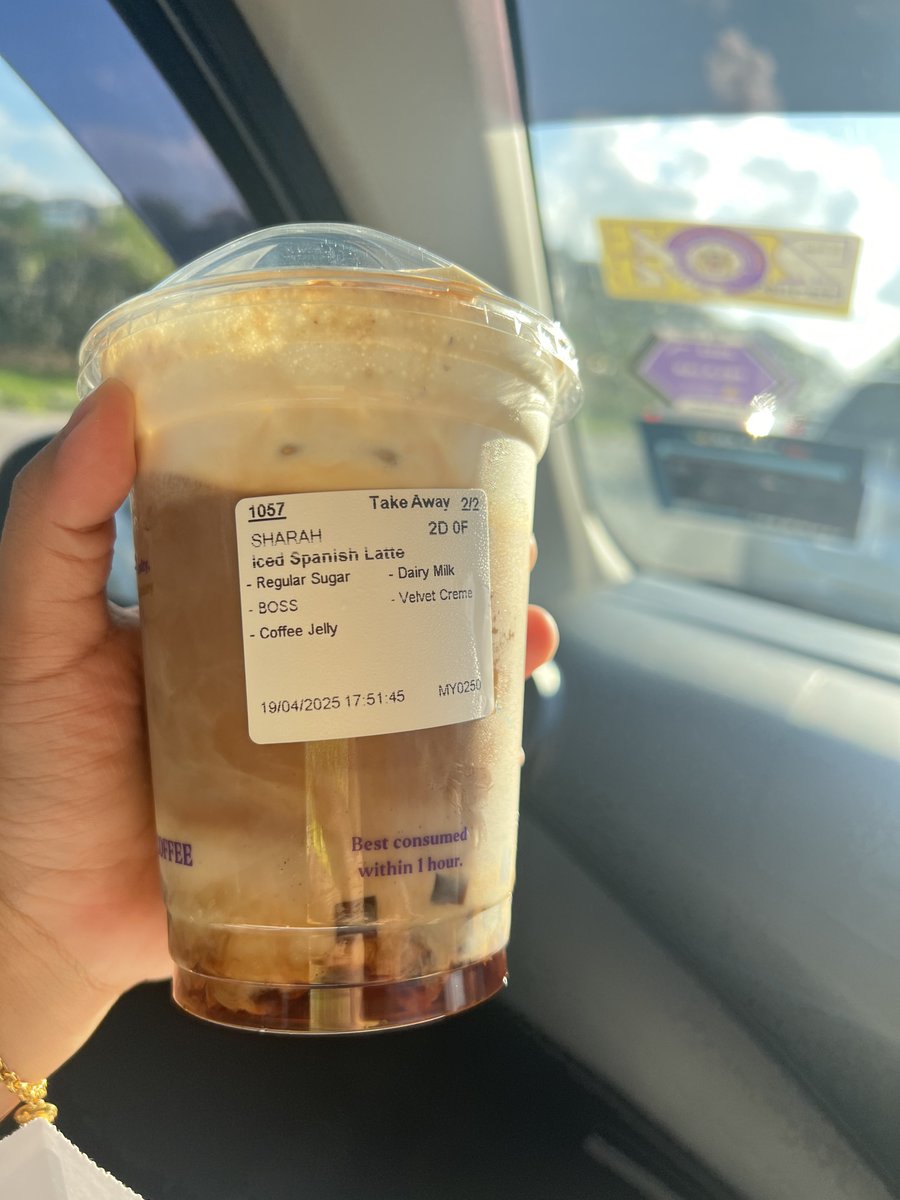 QueenTelekungSK's tweet photo. Meh nak share 4 secret menu yang WAJIB TRY dekat ZUS Coffee ✨ https://t.co/sXZWLtTRZm