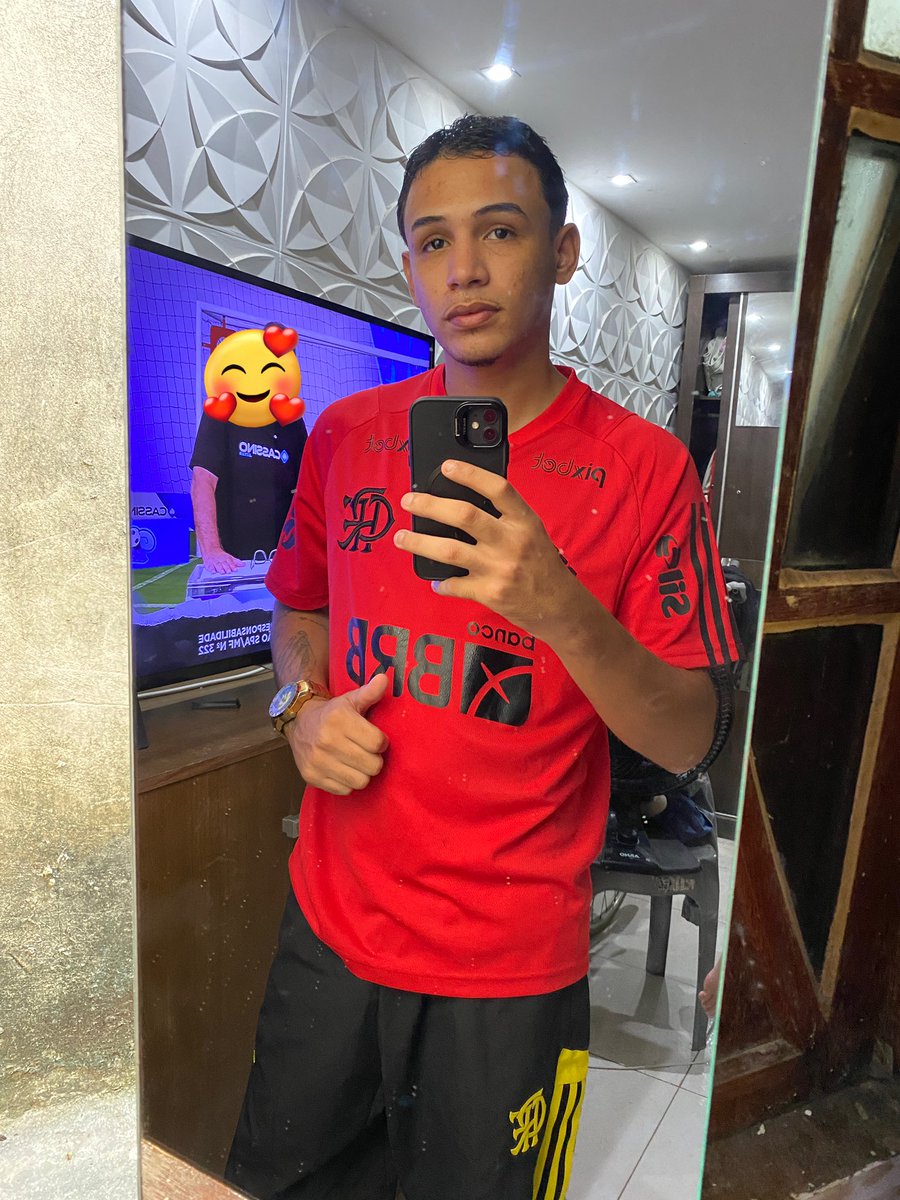 novaes160_'s tweet photo. Note que todo menino é um Rei ❤️🧠 https://t.co/ygigMWueoA