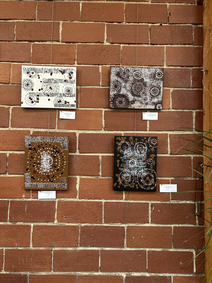 ColeWareArt's tweet photo. Outside is wild and no joke! 😜 
✅ Artist reception 
✅ Debut new work
✅ Vendor day

THANK YOU 👏🏾👏🏾 

#ArtoftheAfricanDiaspora2025
#ColeWareTheArtist #WareCompairable #Compairable #Art #Artist #BlackCreative #ExplorePage #CompairableMAB #MABMentality #BlackGirlMagic https://t.co/3PpwJmeDph