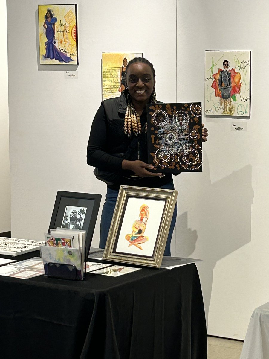 ColeWareArt's tweet photo. Outside is wild and no joke! 😜 
✅ Artist reception 
✅ Debut new work
✅ Vendor day

THANK YOU 👏🏾👏🏾 

#ArtoftheAfricanDiaspora2025
#ColeWareTheArtist #WareCompairable #Compairable #Art #Artist #BlackCreative #ExplorePage #CompairableMAB #MABMentality #BlackGirlMagic https://t.co/3PpwJmeDph