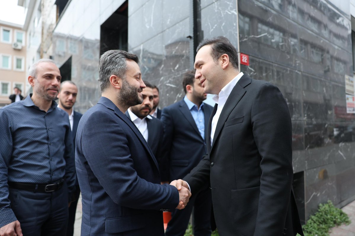 Yusuf İBİŞ (@avyusufibis) on Twitter photo 📍ÖNDER İmam Hatipliler Derneği
ÖNDER İmam Hatipliler Derneği
Genel Başkanı Sayın <a href="/aceylantr/">Abdullah Ceylan</a>'ı ziyaret ettik.
Başkanımıza nazik misafirperverlikleri için teşekkür ediyorum.
Ülkemiz ve gençlerimiz için, daha güçlü bir gelecek hedefiyle çalışmaya devam edeceğiz. 📍ÖNDER İmam Hatipliler Derneği
ÖNDER İmam Hatipliler Derneği
Genel Başkanı Sayın <a href="/aceylantr/">Abdullah Ceylan</a>'ı ziyaret ettik.
Başkanımıza nazik misafirperverlikleri için teşekkür ediyorum.
Ülkemiz ve gençlerimiz için, daha güçlü bir gelecek hedefiyle çalışmaya devam edeceğiz.