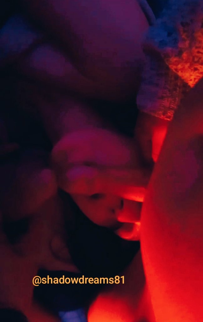 Shadowdreams81's tweet photo. Suspiros de recuerdos que nos hacen estremecer😈🕺🏻💃🏻🕺🏻😈😈 y si en los próximos estuvieras tú?🕺🏻💃🏻💃🏻😈😈😈
#ParejaReal #parella #buscamosamigaespecial https://t.co/CbeQbtGjDY