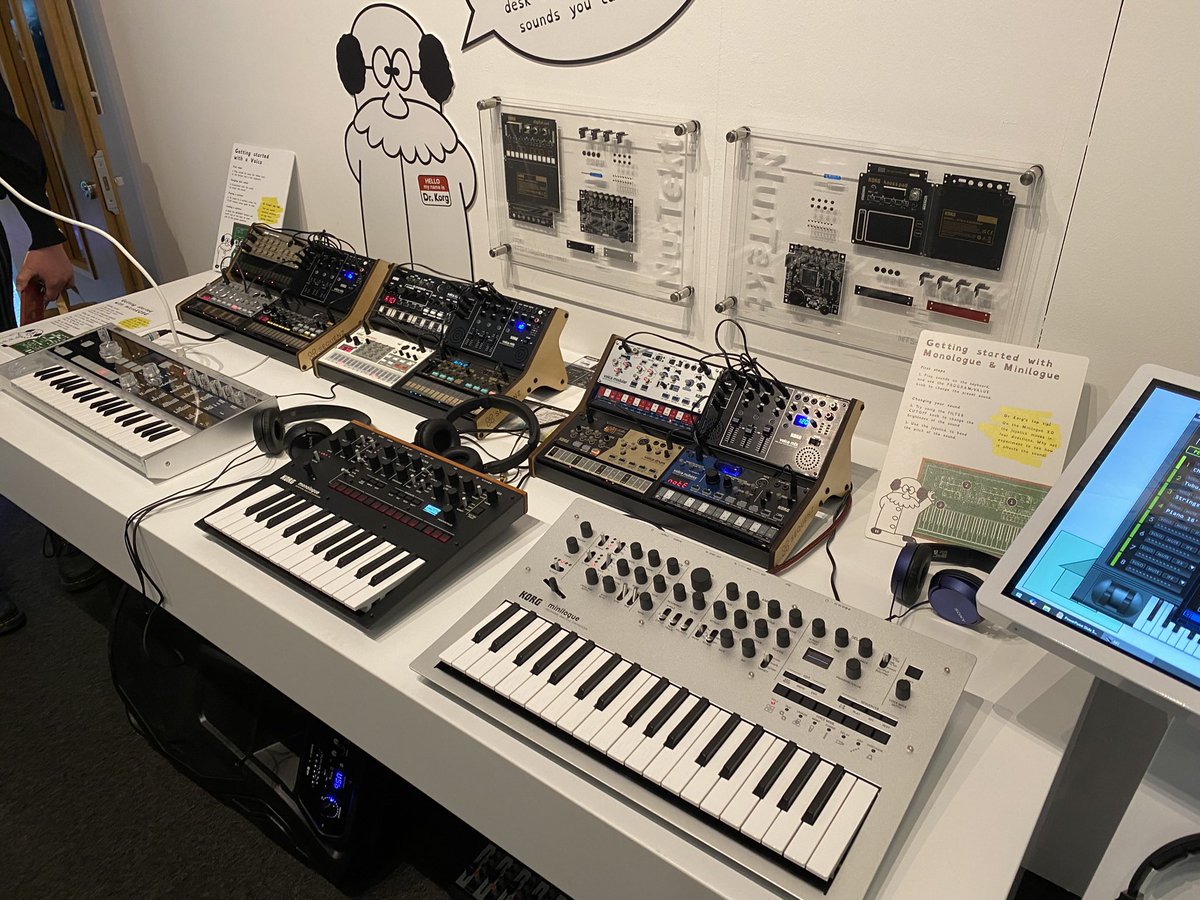andyhinembe's tweet photo. THE MUSICAL MUSEUM, Brentford. 
A fabulous place to visit. The tour guides are so enthusiastic &amp; knowledgable &amp; the mini-concert of the 1920’s Wurlitzer was fantastic. There is an exhibition of the history of Korg. Plus a nice cafe &amp; gift shop. Well worth a visit. #musicalmuseum https://t.co/6Dt1psx74I