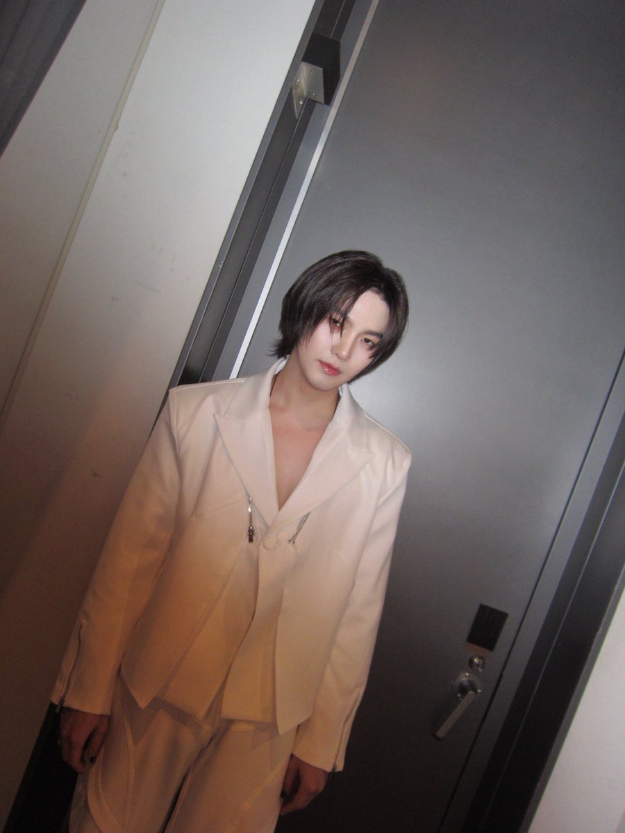 P’Jak es un ángel caído del cielo 

SPRING DATE WITH BUILD
#BuildJPFanmeeting2025
<a href="/JakeB4rever/">BIU.</a>