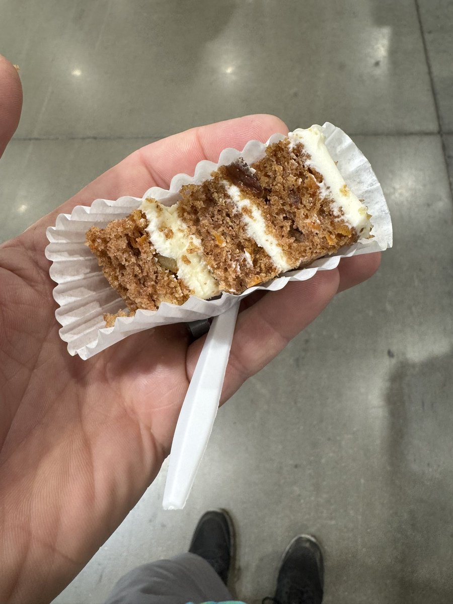 Costco carrot cake 🔥 

Pondering whether or not I should get one for “Easter“ and then just sit on the couch and eat it